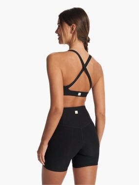 Vuori Elevation Ruched Bra, Black
Heather, Medium